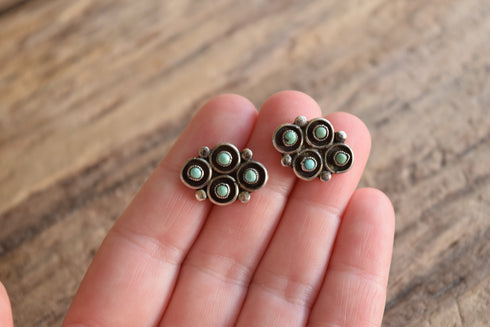 Light Green Turquoise Snake Eye Earrings